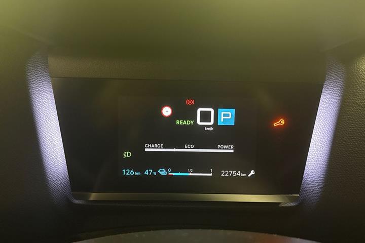 Grå Citroën ë-C4 fra 2024