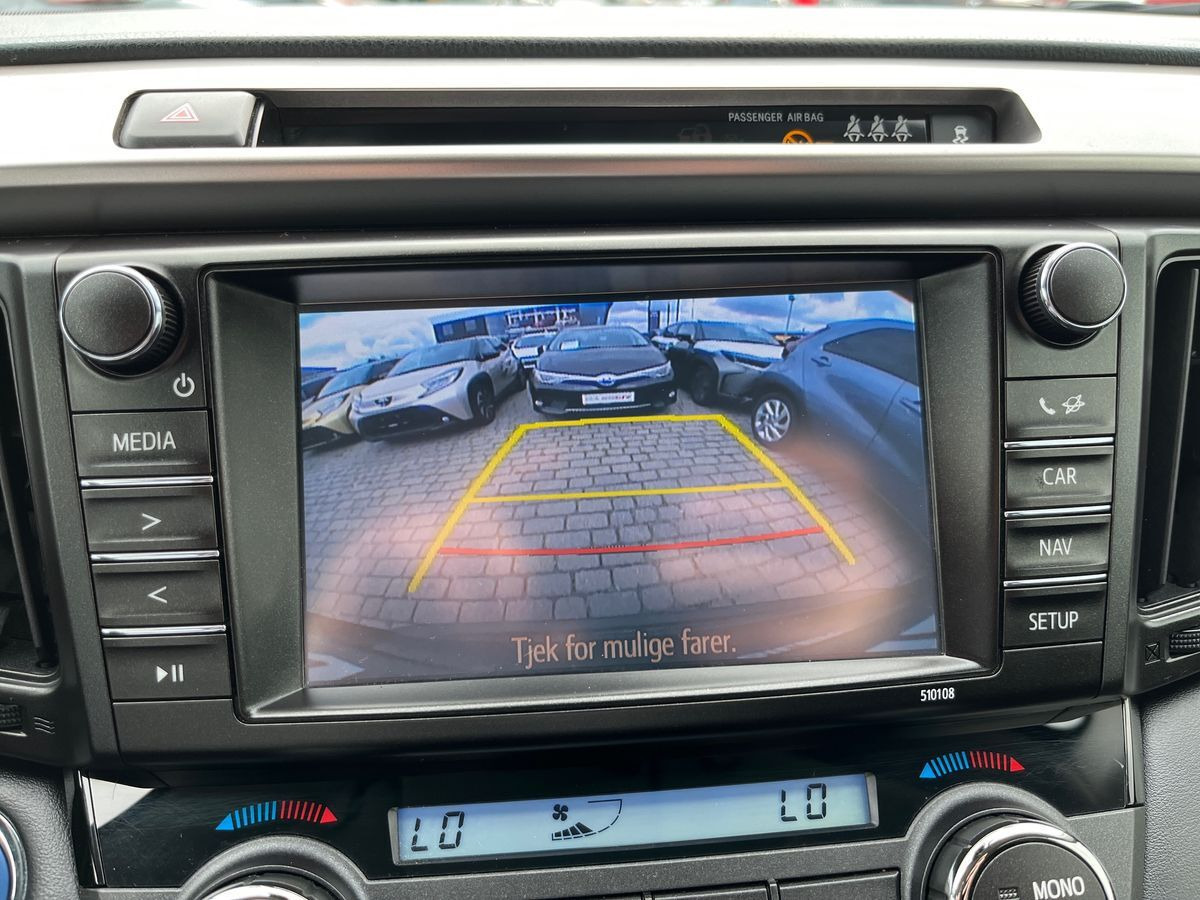 Sort Toyota RAV4 fra 2018