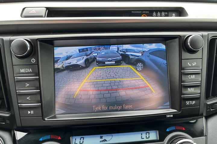 Sort Toyota RAV4 fra 2018