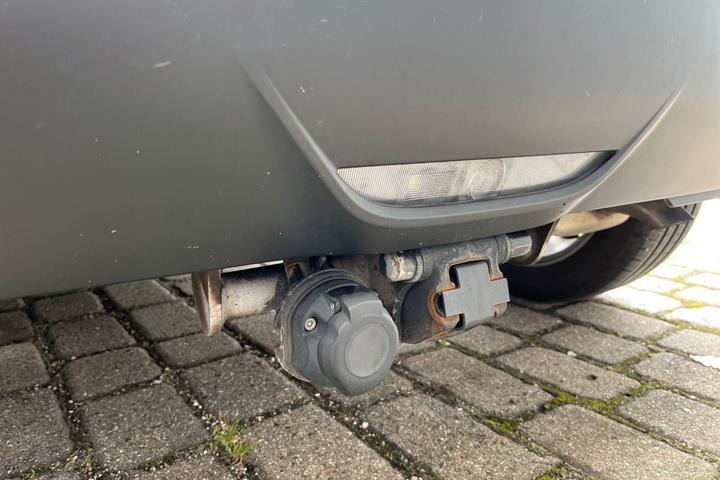Sort Toyota Yaris fra 2023