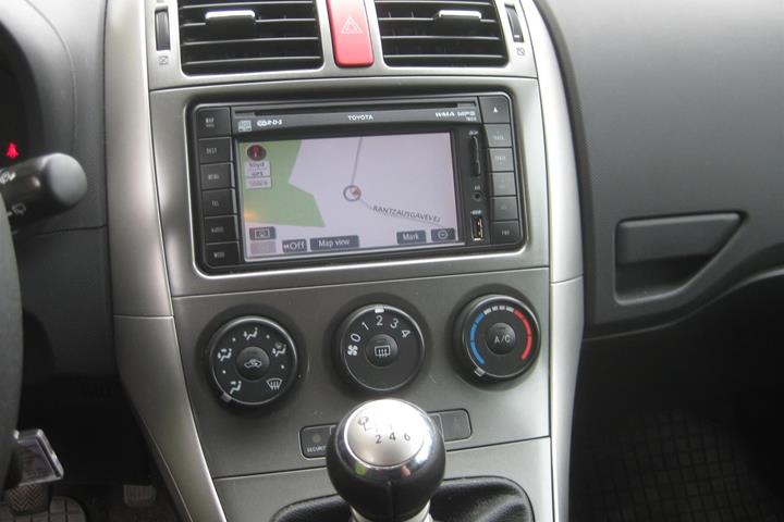 Sort Toyota Auris fra 2009