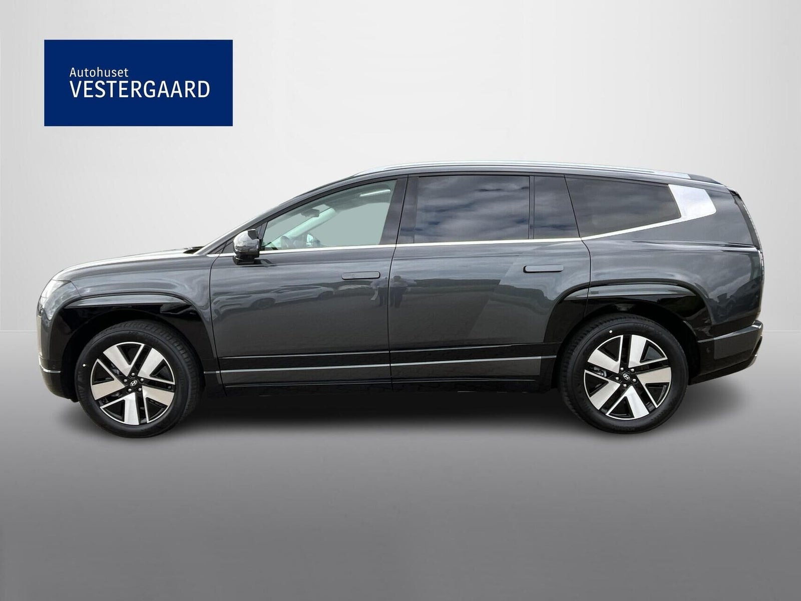 Grå Hyundai Ioniq 9 fra 2026
