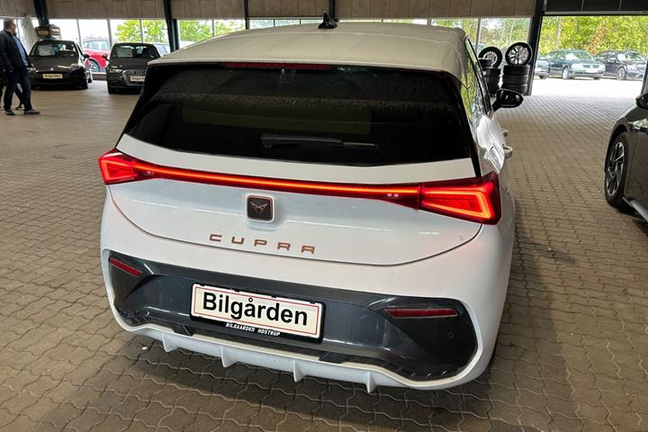 Hvid Cupra Born fra 2022
