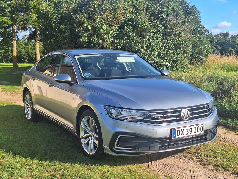 VW Passat 1.4 TSI 218 DSG7