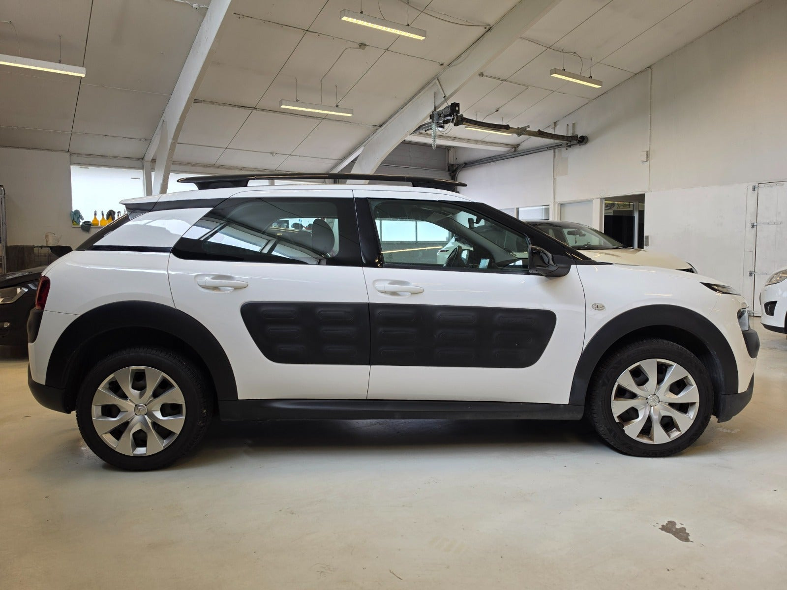 Hvid Citroën C4 Cactus fra 2015