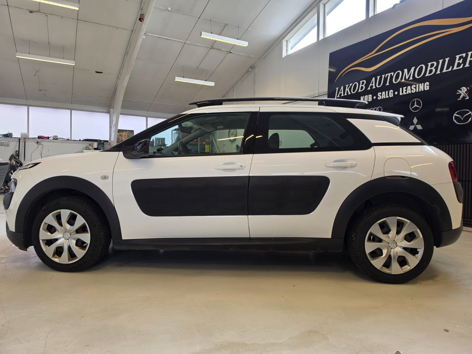 Hvid Citroën C4 Cactus fra 2015