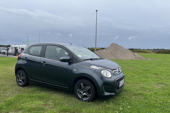 Grå Citroën C1 fra 2016