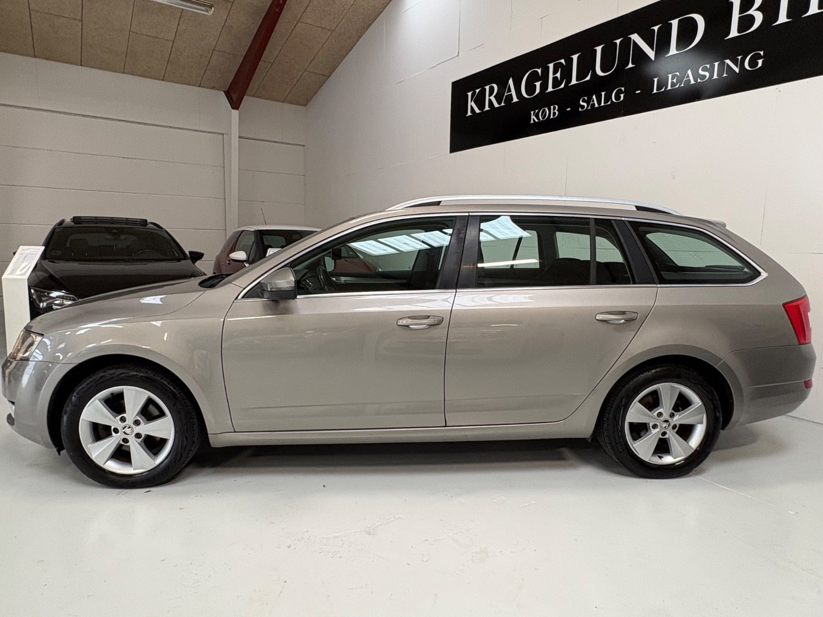undefined Skoda Octavia fra 2014