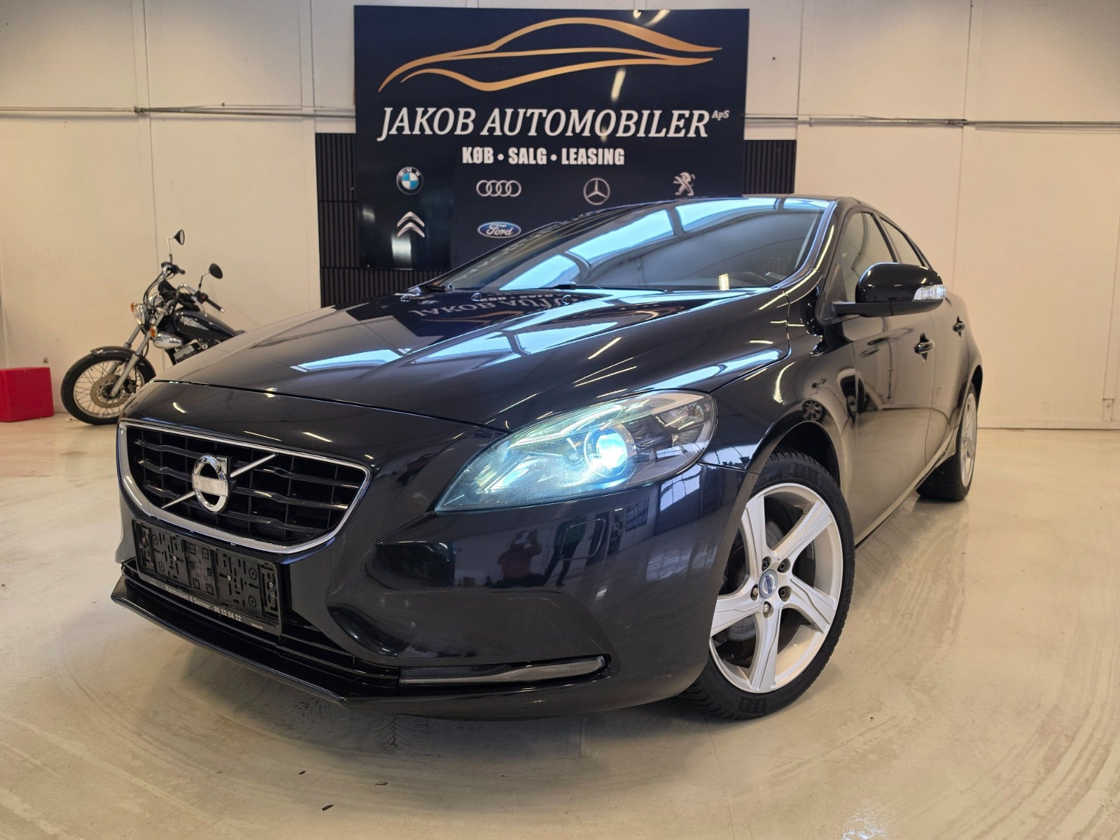 Volvo V40 1,6 T2 120 Momentum