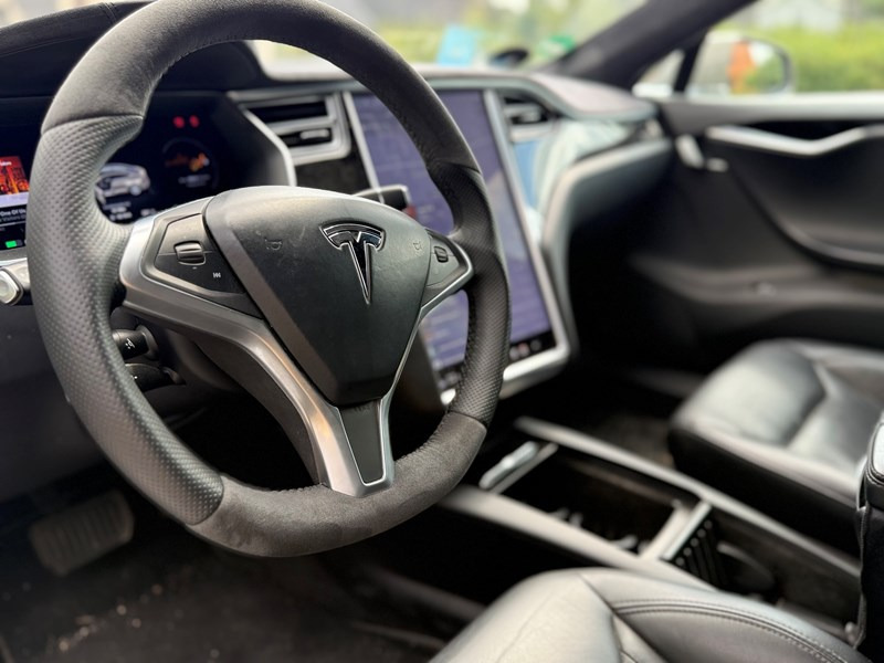 undefined Tesla Model S fra 2015