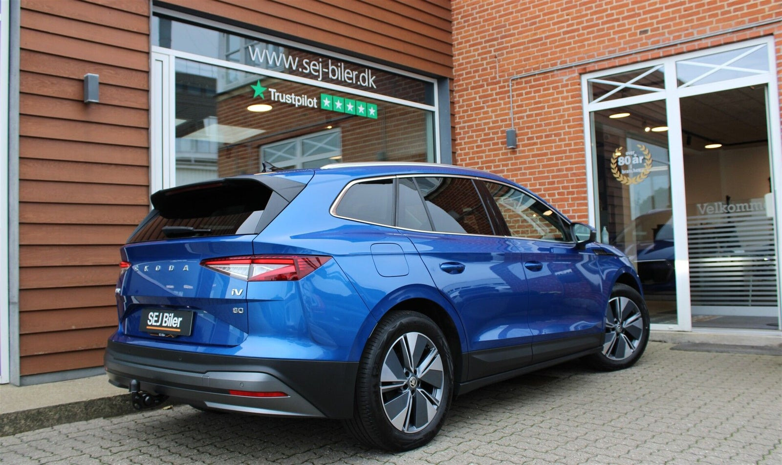 Blå Skoda Enyaq fra 2021