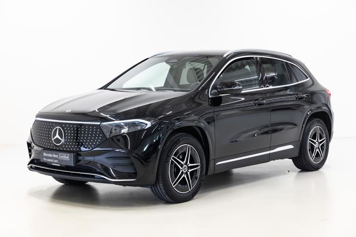 Sort Mercedes EQA250+ fra 2025 set udefra