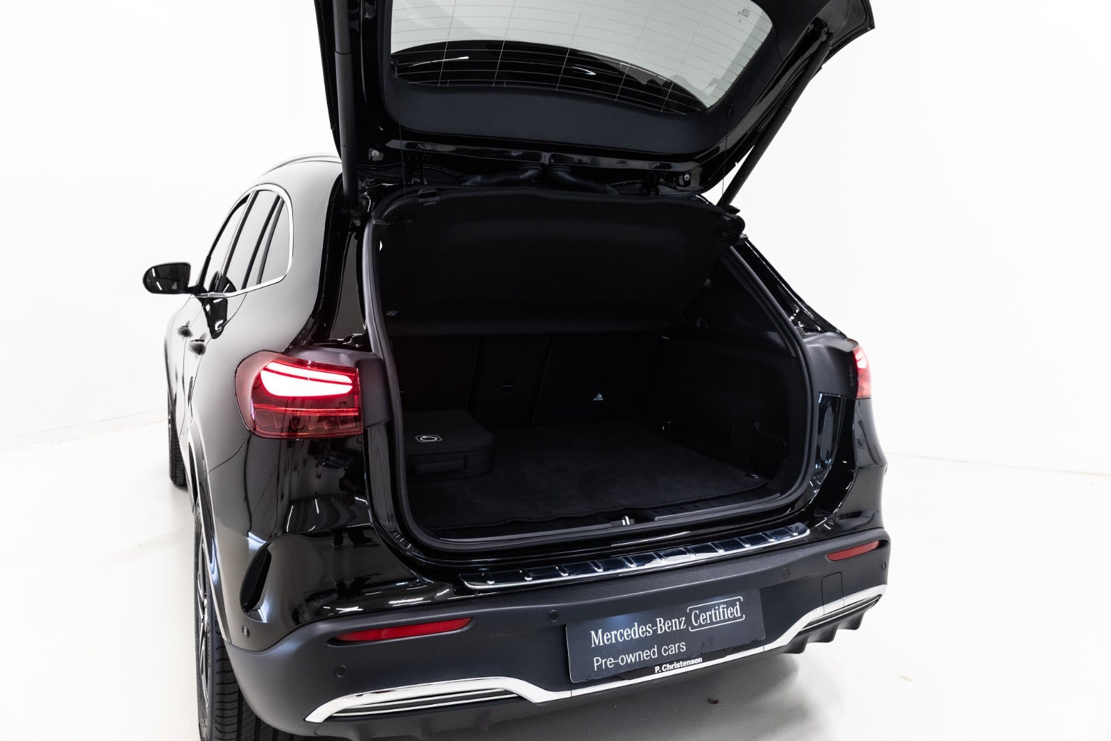 Sort Mercedes EQA250+ fra 2025