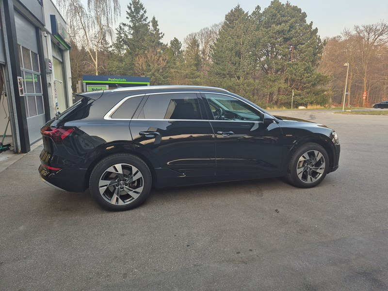 undefined Audi e-tron fra 2020