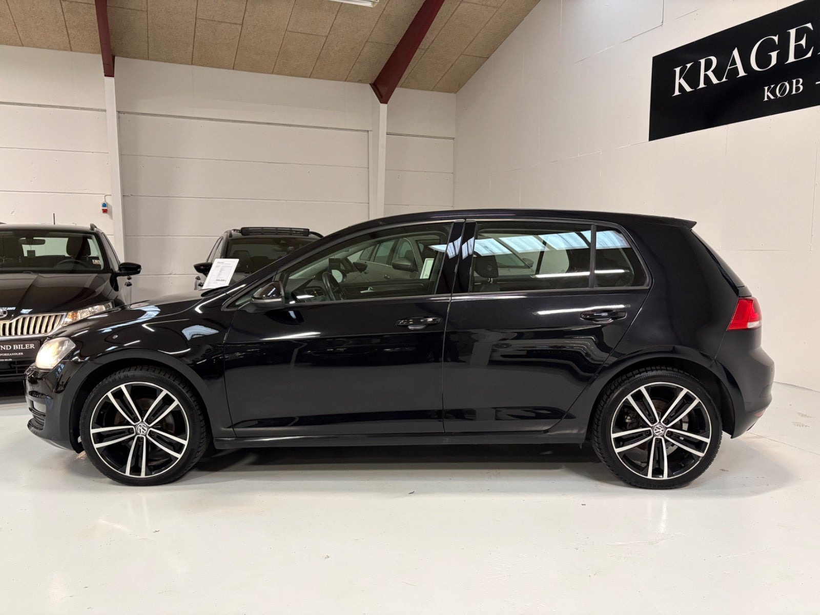 Grøn VW Golf VII fra 2014