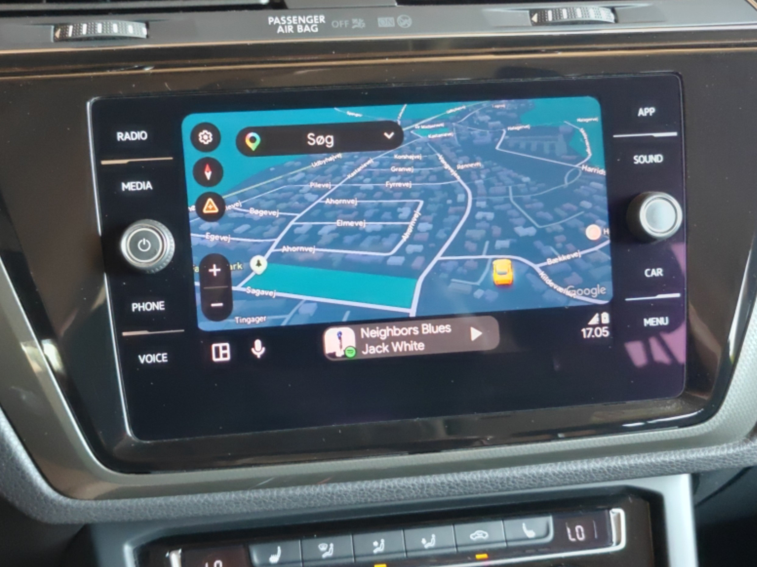 Sort VW Touran fra 2019