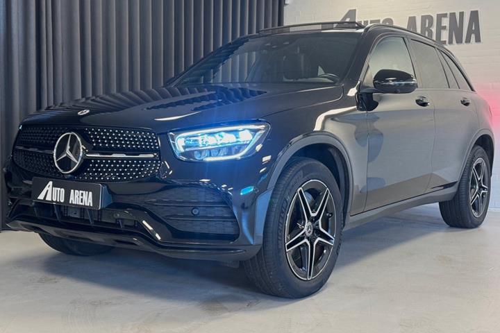 Sort Mercedes GLC300 de fra 2021