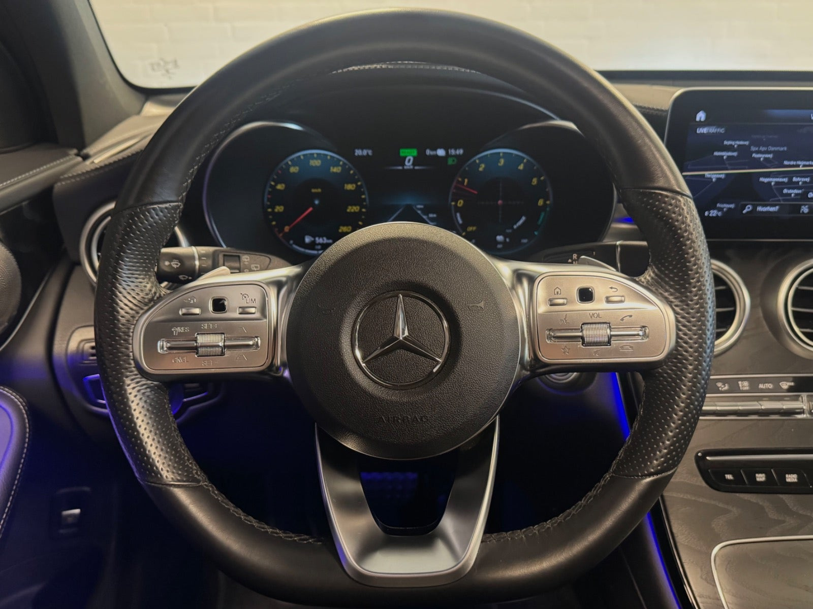 Sort Mercedes GLC300 de fra 2021