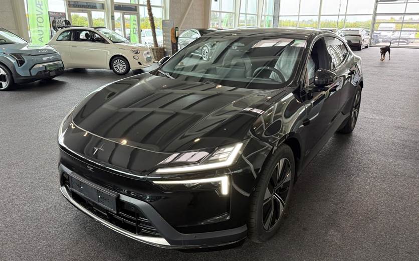 Polestar 4 Coupé RWD