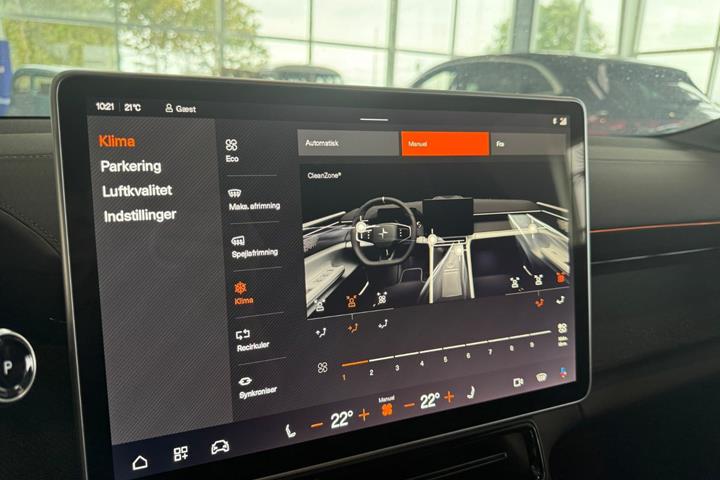 Sort Polestar 4 fra 2026