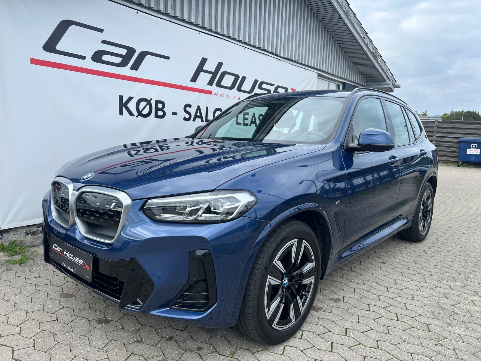 BMW iX3 Charged M-Sport