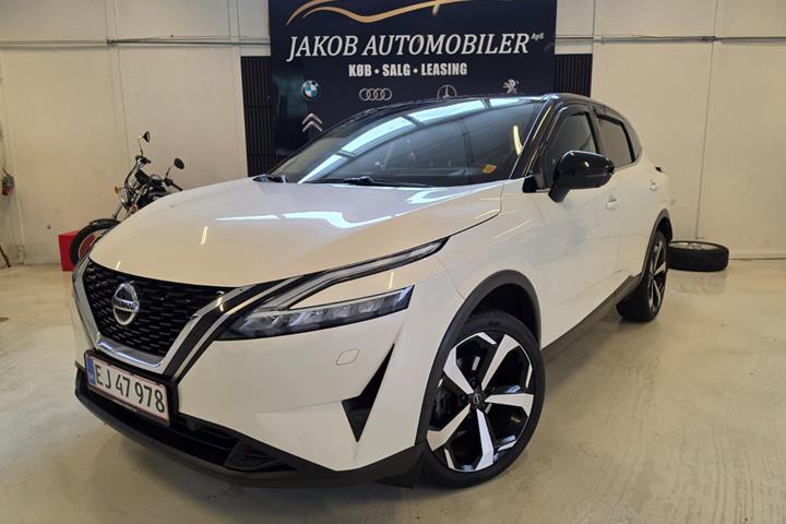 Hvid Nissan Qashqai fra 2021