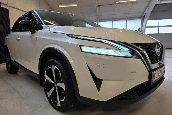 Hvid Nissan Qashqai fra 2021