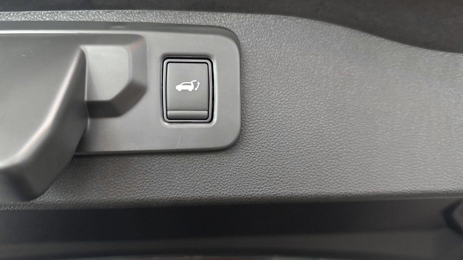 Grå Renault Scenic E-Tech fra 2026