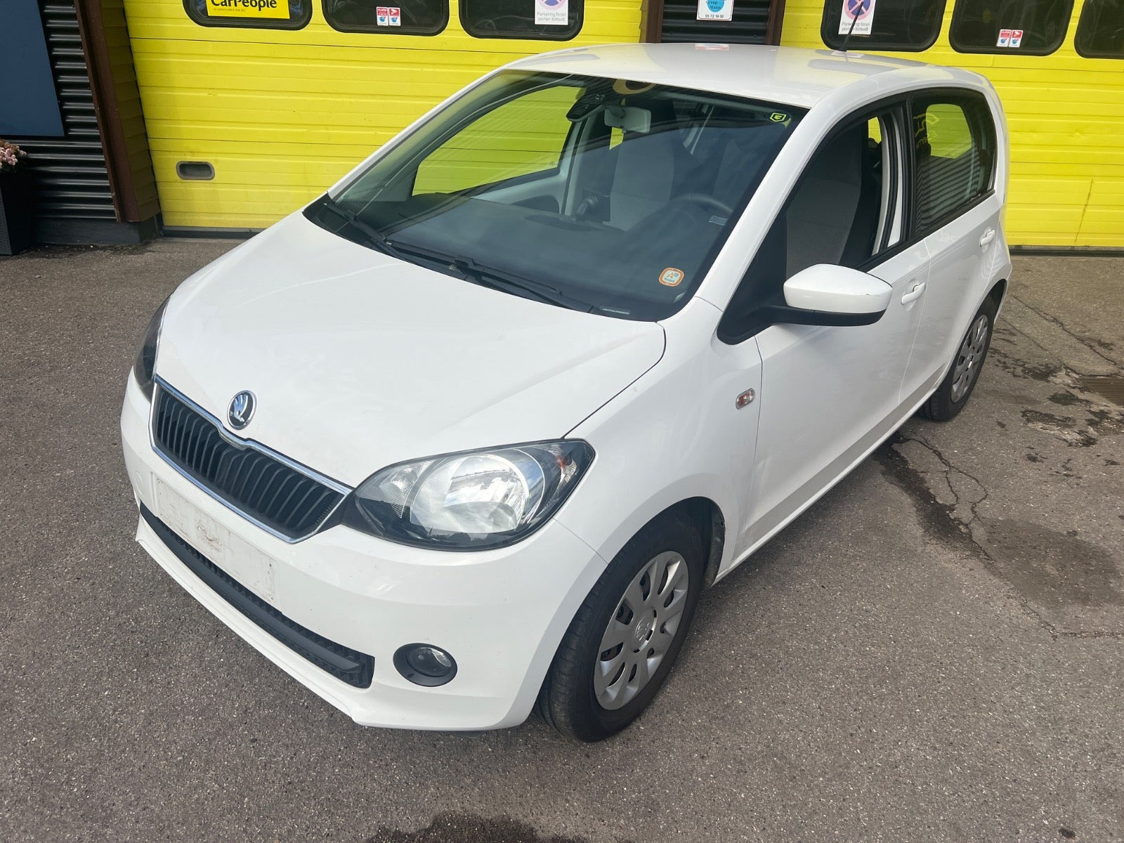 Hvid Skoda Citigo fra 2014