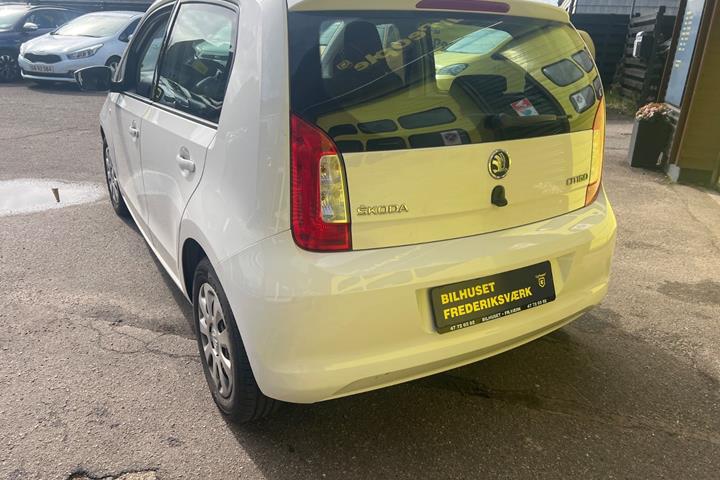 Hvid Skoda Citigo fra 2014