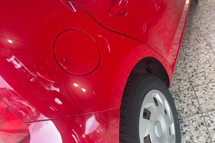 Rød Seat Mii fra 2013