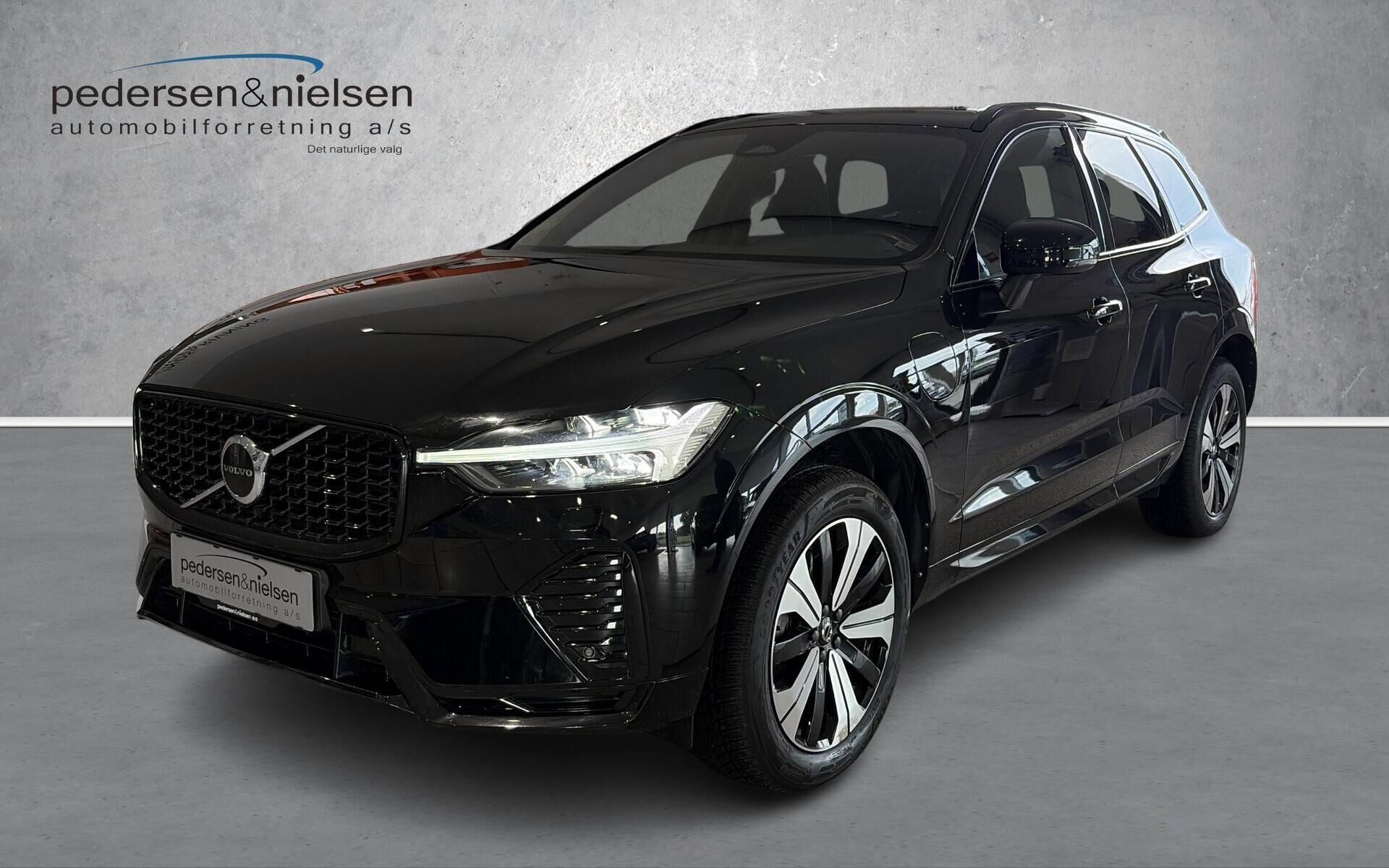 Volvo XC60 2,0 T6 Recharge  Plugin-hybrid R-design AWD 350HK 5d 8g Aut.