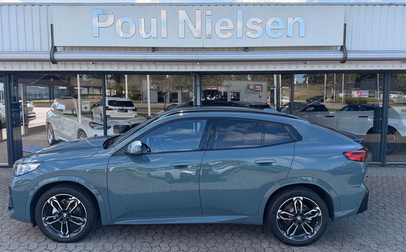 BMW iX2 eDrive20 EL Fully Charged M Sport 204HK 5d Aut.