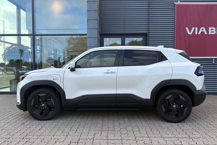 Hvid Toyota Urban Cruiser fra 2026
