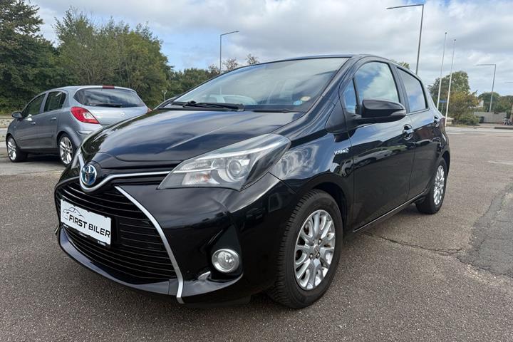 undefined Toyota Yaris fra 2016