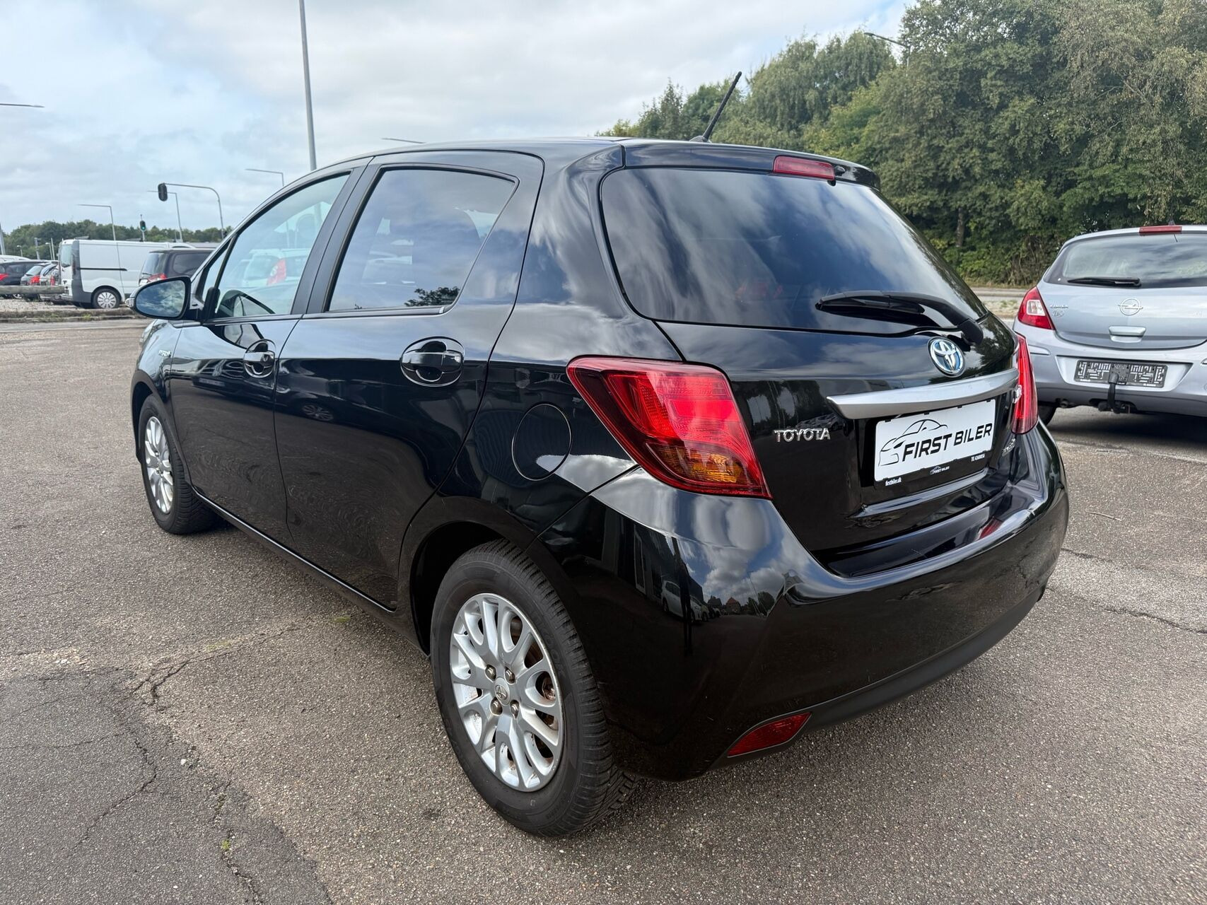 undefined Toyota Yaris fra 2016