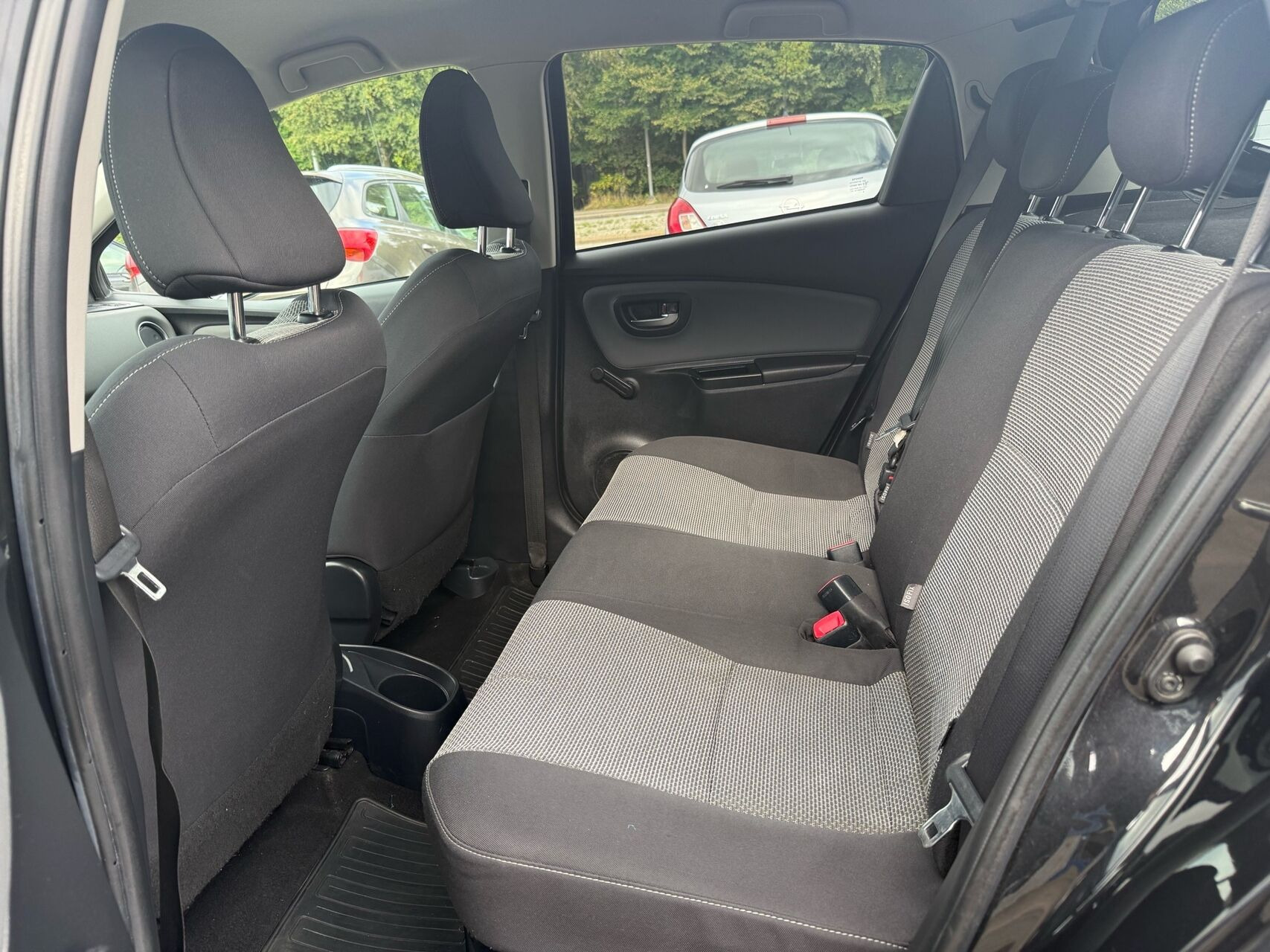 undefined Toyota Yaris fra 2016