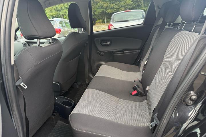 undefined Toyota Yaris fra 2016