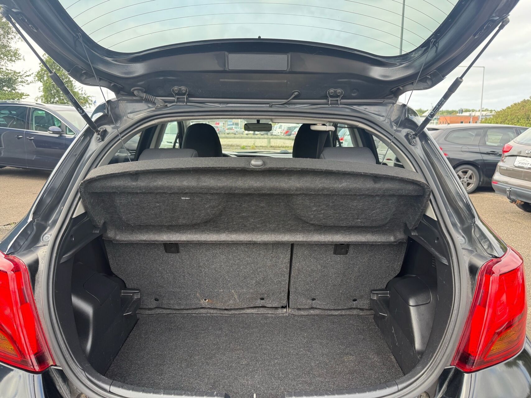 undefined Toyota Yaris fra 2016