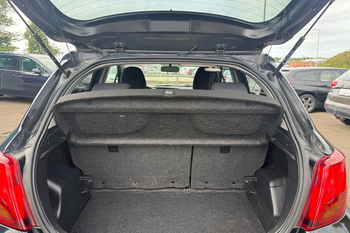 undefined Toyota Yaris fra 2016
