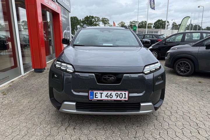 Grå Subaru e-Outback fra 2026