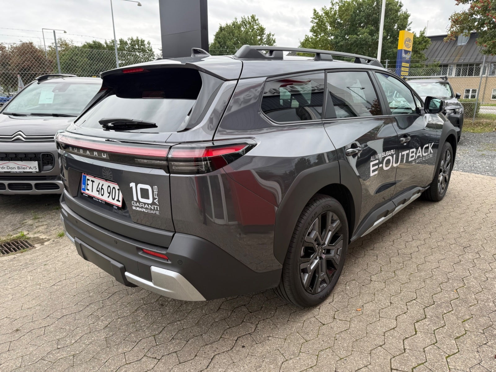Grå Subaru e-Outback fra 2026
