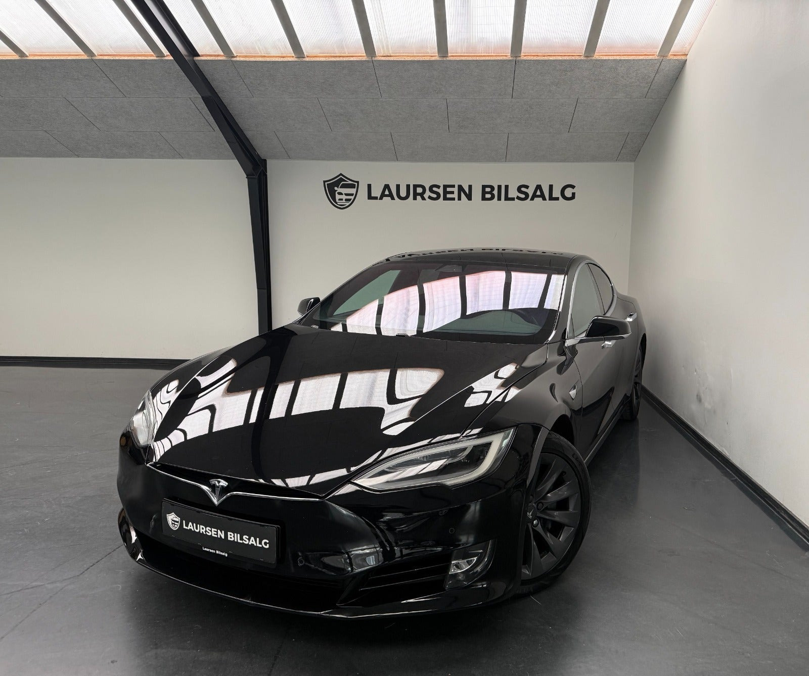 Tesla Model S 75D