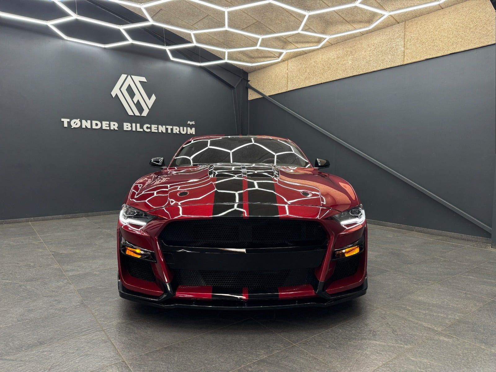 Rød Ford Mustang fra 2020