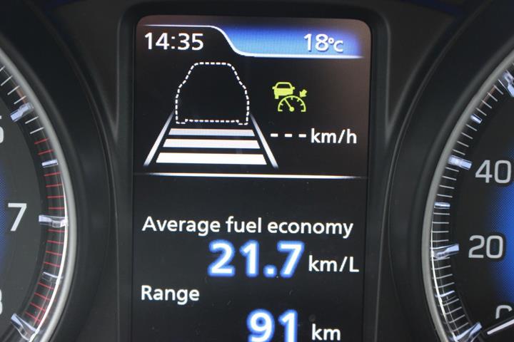 Grå Suzuki Baleno fra 2019