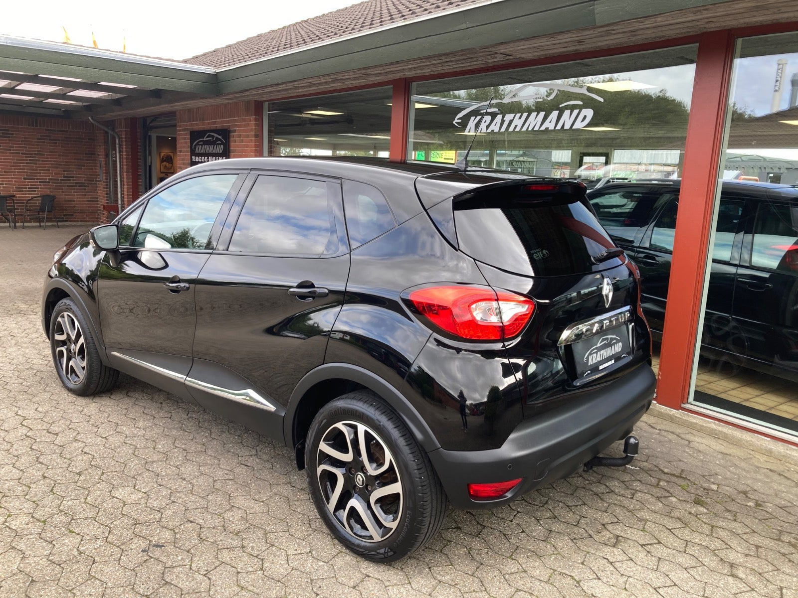 Sort Renault Captur fra 2017