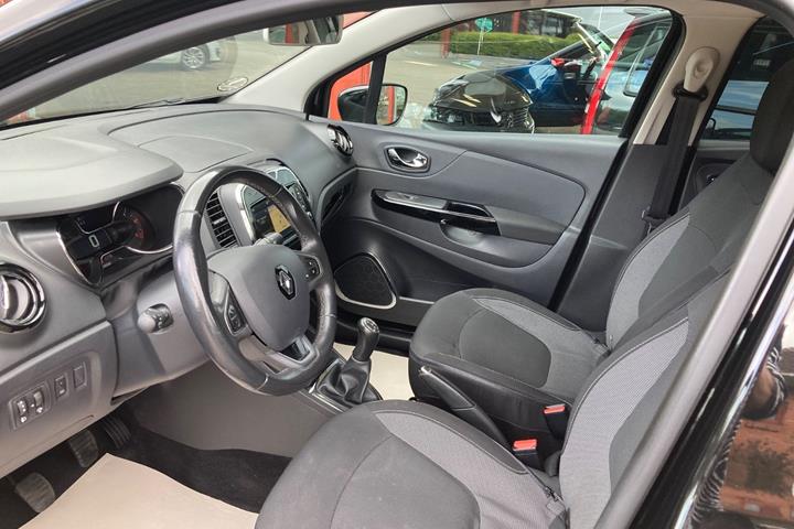 Sort Renault Captur fra 2017