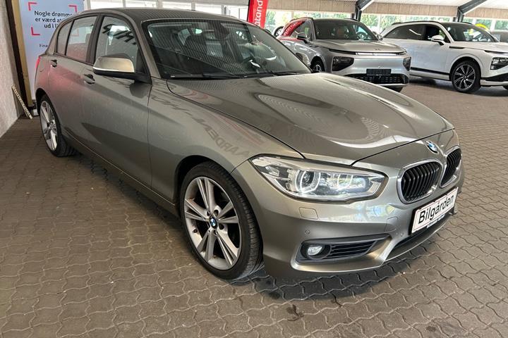 Orange BMW 118d fra 2017