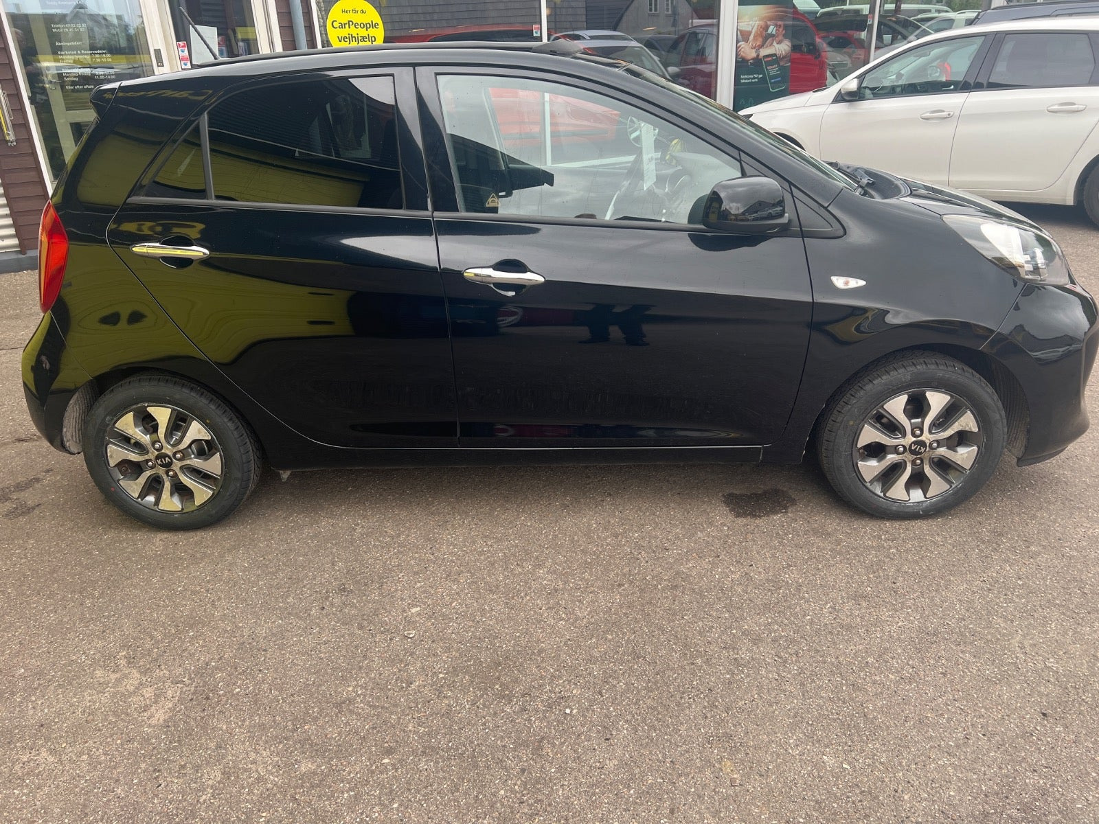 Sort Kia Picanto fra 2016