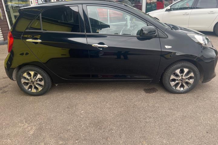 Sort Kia Picanto fra 2016